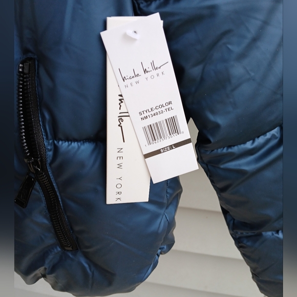 NWT Nicole Miller New York Cropped Puffer Jacker Metallic Blue Varioys Sizes - Picture 9 of 15